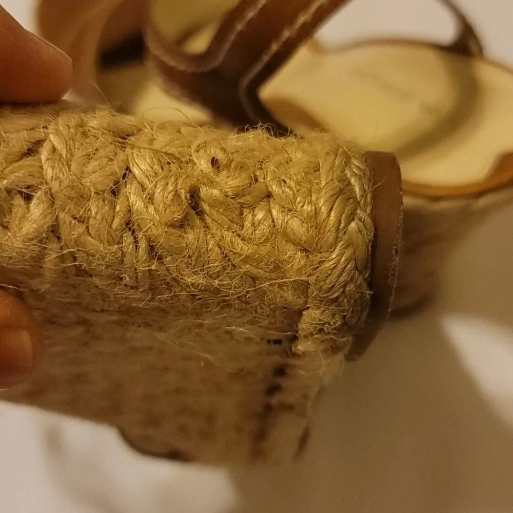 Vía‎ espiga espadrilles wedges size 8. 5